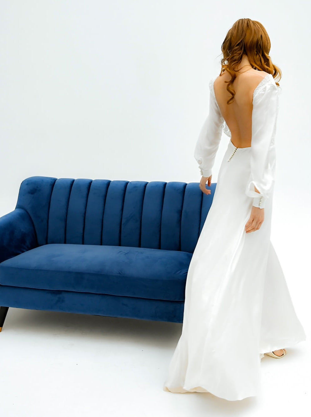 Isabella long-sleeved silk wedding dress